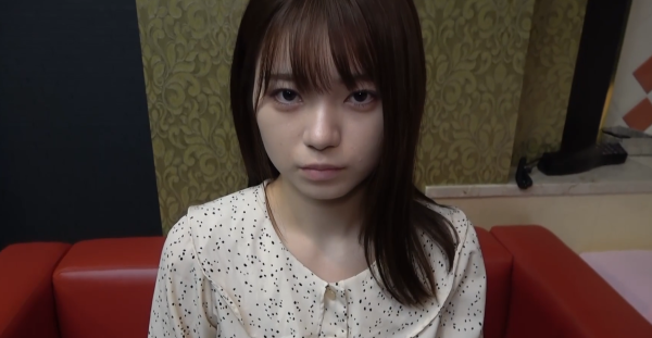FC2PPV-2763672 国民偶像出身的S级美少女，说实话感觉这长相确实可以加入乃木坂或者akb48，听译字幕，自购