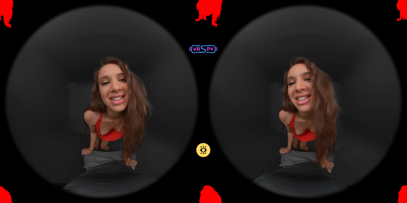 vrspy-pass-through-uma-jolie-on-demand_8k_lr_fisheye190_alpha.mp4_115生活(曾用名.png