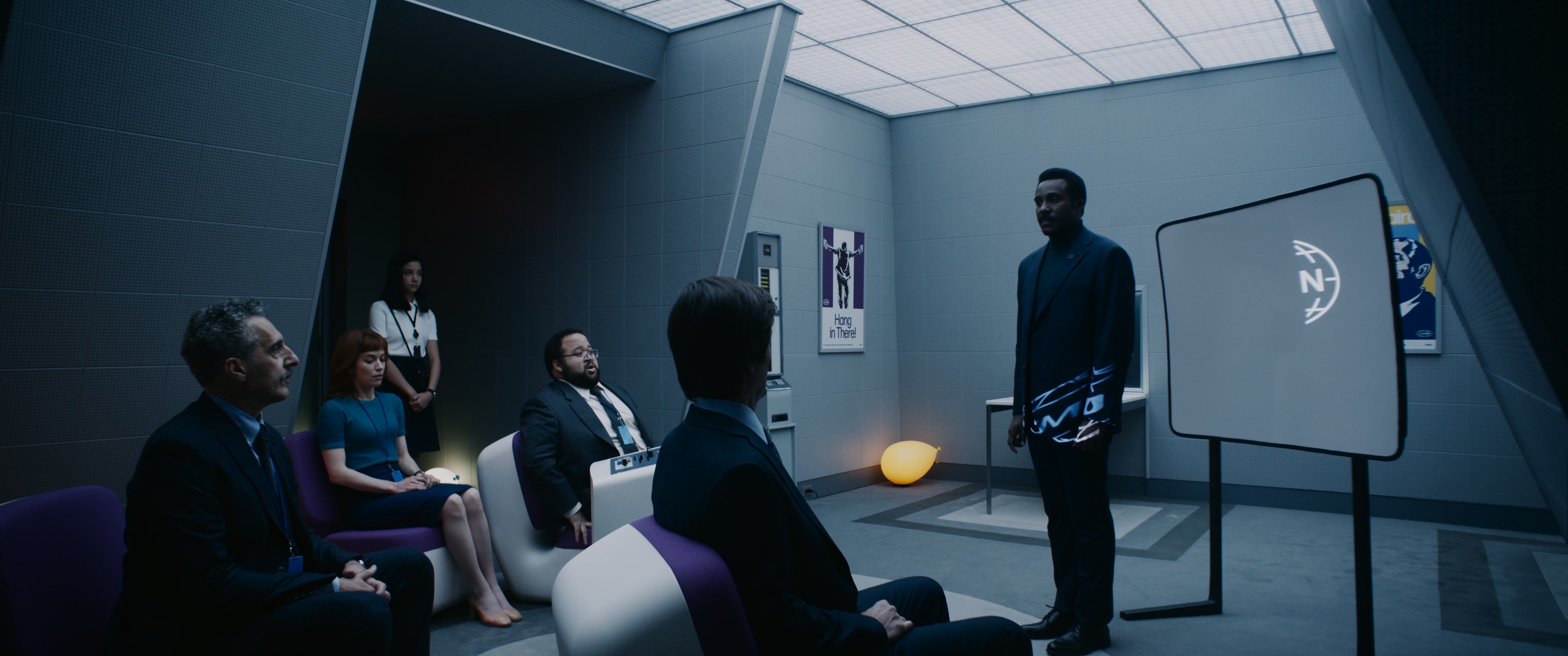S02E01-1.jpg
