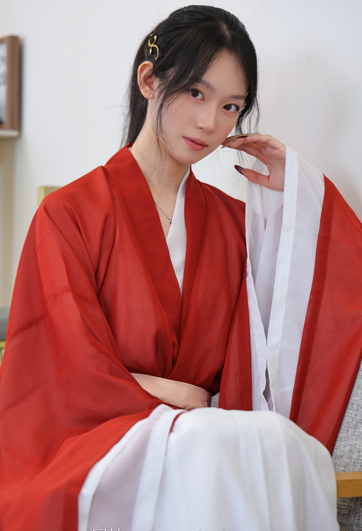 汉服.png