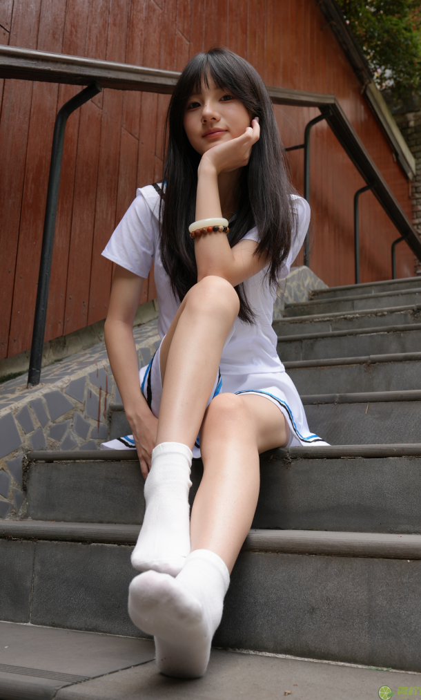 白色小短袜.png