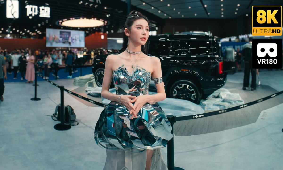 Auto-show-model-Lylin刘一琳-Chengdu-International-Auto-Show.jpg